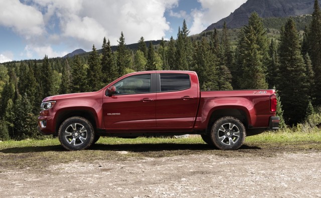 New 2015 Chevrolet Colorado Z71 Midsize Truck (4).jpg